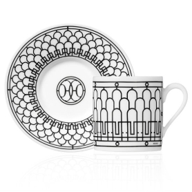 6 coffee cups and saucers