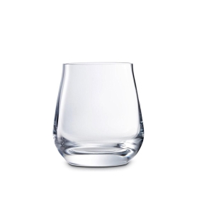 couple fo water tumblers M