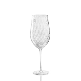 2 white wine glasses