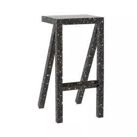 stool dripped black