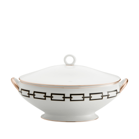 soup tureen