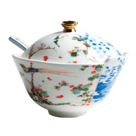 Maurilia sugarbowl
